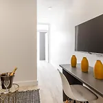 1 On Albert 2 Bed Harbour View